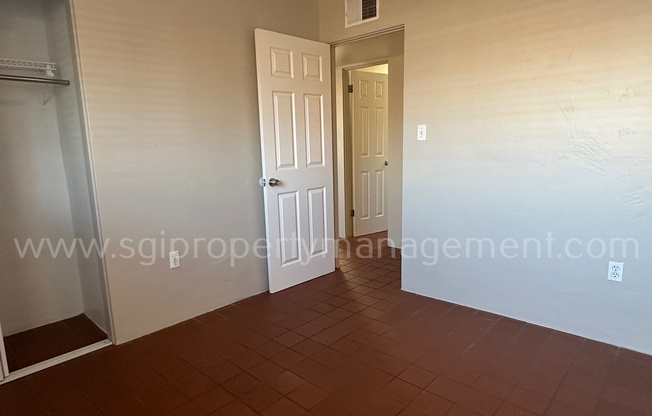 1149 W ROMO JONES ST