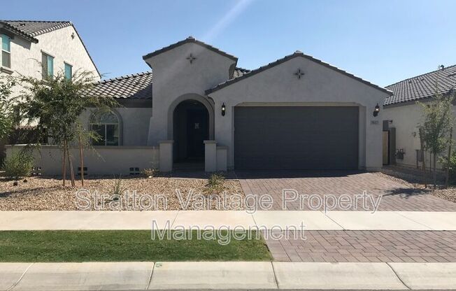 9657 E THORNBUSH AVE