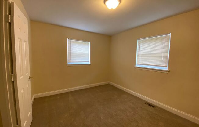 1 bed, 1 bath, $995, Unit 2609A