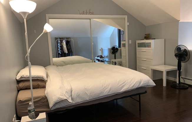 2 SAINT GERMAIN ST