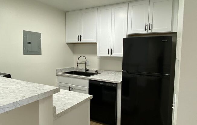 2 beds, 1 bath, 925 sqft, $1,500, Unit 2516-0621