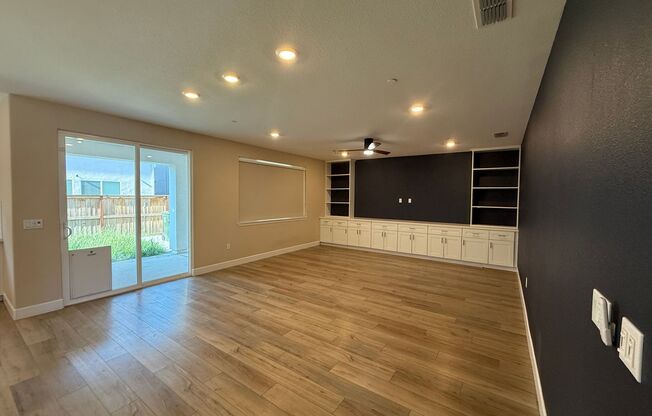 Newer Home in Tthe Northlake Community