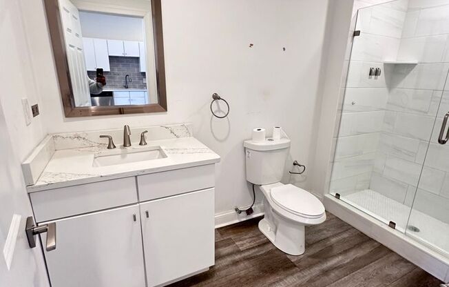 2 beds, 1 bath, $1,325, Unit 412