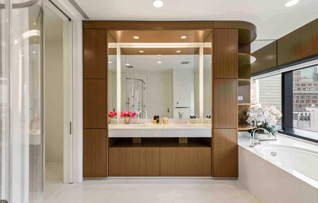 3 beds, 3.5 baths, 3,004 sqft, $28,950, Unit 17B