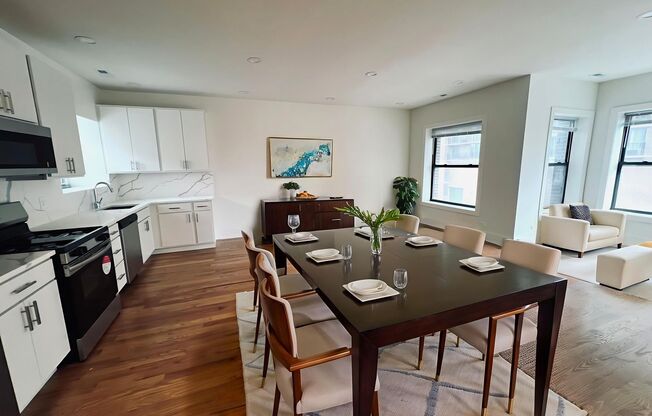 New Renovation 2 BR/2 BA right by the lake!