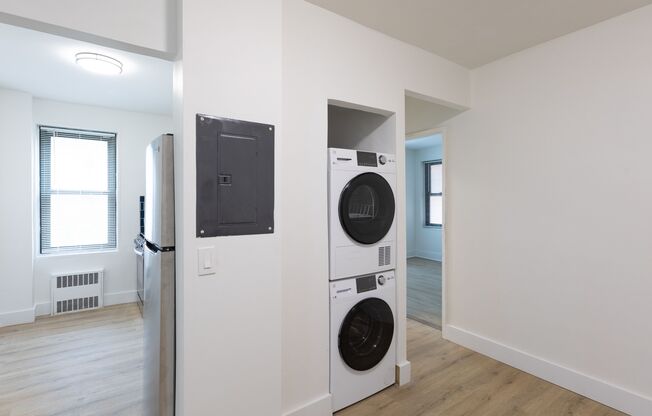 In unit Washer/Dryer-Renovated