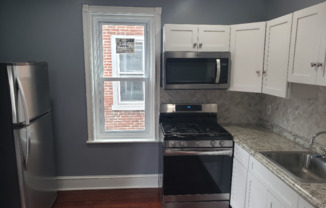327 W SCHOOL HOUSE LN
