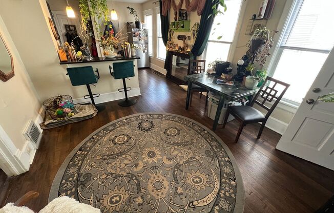 506-08 E. Locust St.