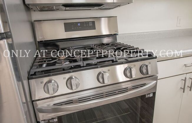 2 beds, 1.5 baths, 1,040 sqft, $1,299, Unit 19