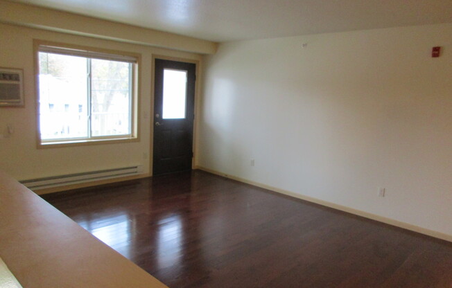 2 beds, 2 baths, 1,200 sqft, $1,495, Unit 3717-204