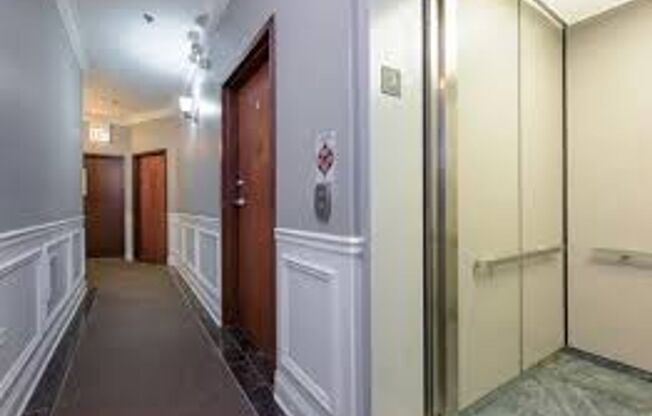 Experience Boutique Urban Living at 3341–3343 N Clark Condominium Association