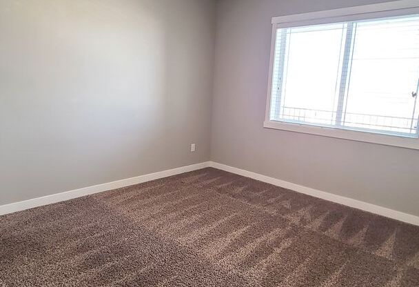 2 beds, 2 baths, $1,725, Unit 203