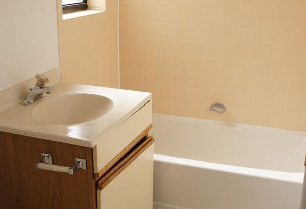 1 bed, 1 bath, 732 sqft, $1,495, Unit 1542-3O