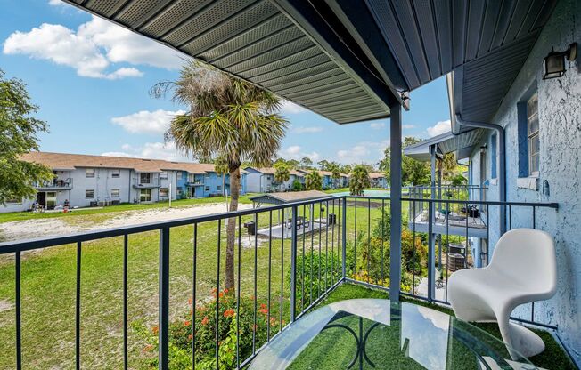 3 beds, 2 baths, 1,300 sqft, $1,800