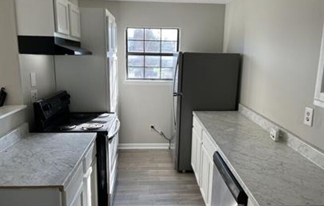 2 beds, 1 bath, $900, Unit # NORTHWEST