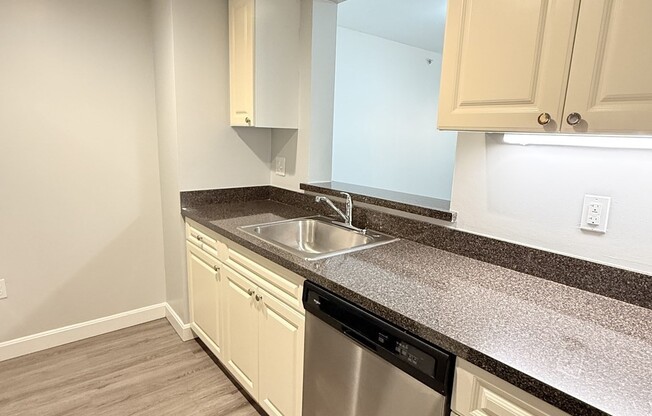 2 beds, 2 baths, 1,245 sqft, $4,030, Unit 409