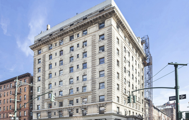 321 COLUMBUS AVE