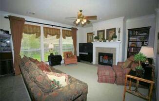 3 beds, 2.5 baths, $2,150