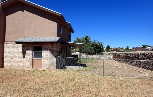 3 beds, 2 baths, $1,595