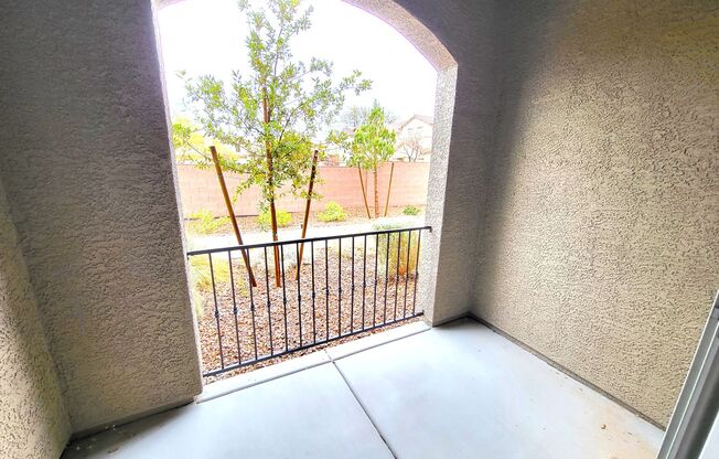 3 beds, 2.5 baths, $1,950