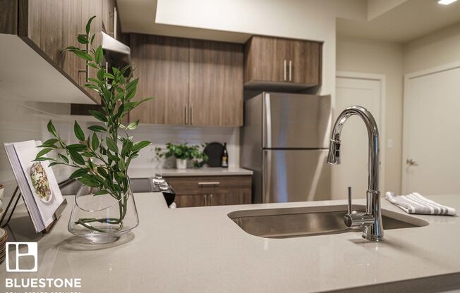 2 beds, 2 baths, 1,021 sqft, $2,095, Unit 410