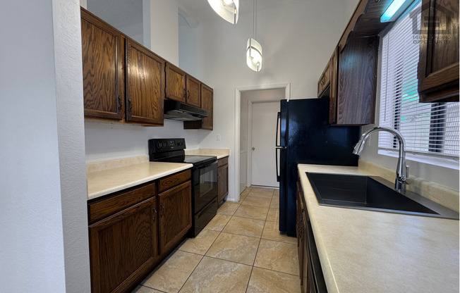 3Bed/2Bath Home at Union Hills/32nd St! Ready for Immediate Move-In!
