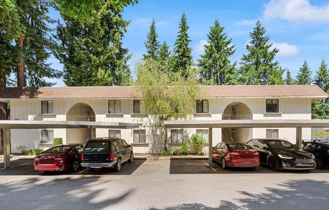 Totem Lake Condo For Rent!
