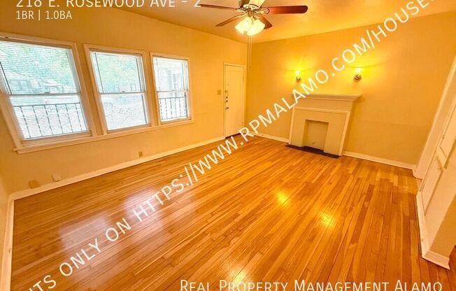 218 E ROSEWOOD AVE