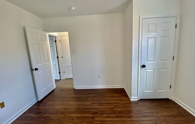 3 beds, 1 bath, $2,100