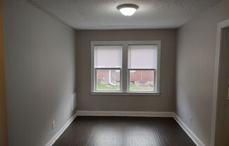 2 beds, 1 bath, $1,100, Unit 617-1