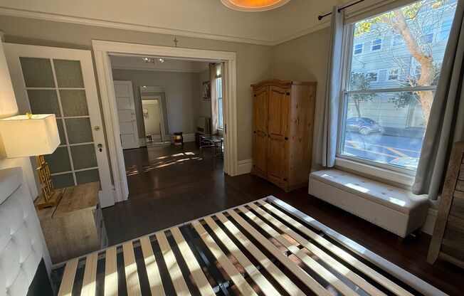 EPIC REA- Outstanding NOPA Location w/Garage Parking - 2 BR/1 BA Condo