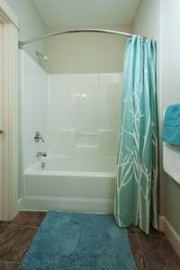 2 beds, 2 baths, 952 sqft, $1,725, Unit 203-C