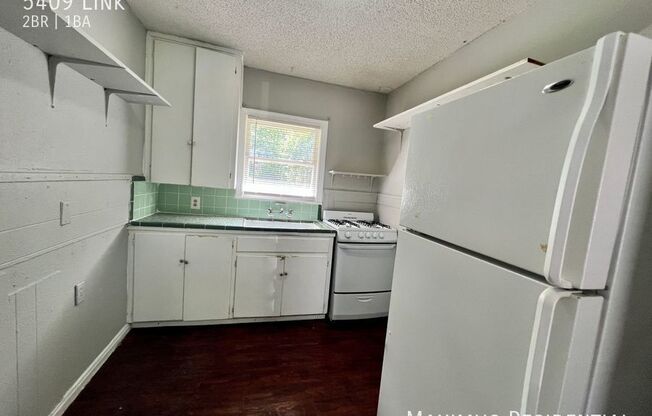 2 beds, 1 bath, 576 sqft, $1,250