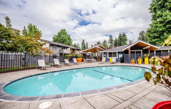 Tacoma Apartments - Aero Apartments - Pool