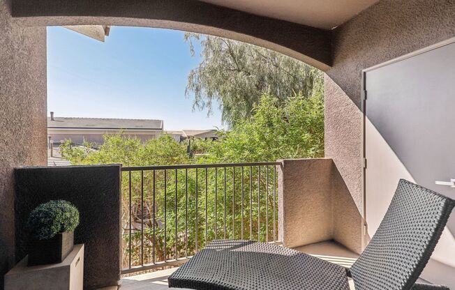 1 bed, 1 bath, 898 sqft, $1,430, Unit 1053