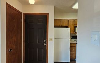 Maple Leaf Apartments