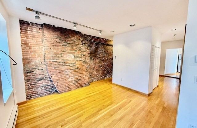 7 Thacher Ct.