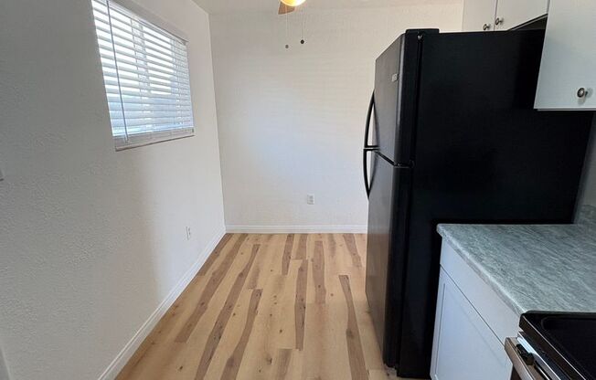 Owens Ave East 5230 (JE) NoHW