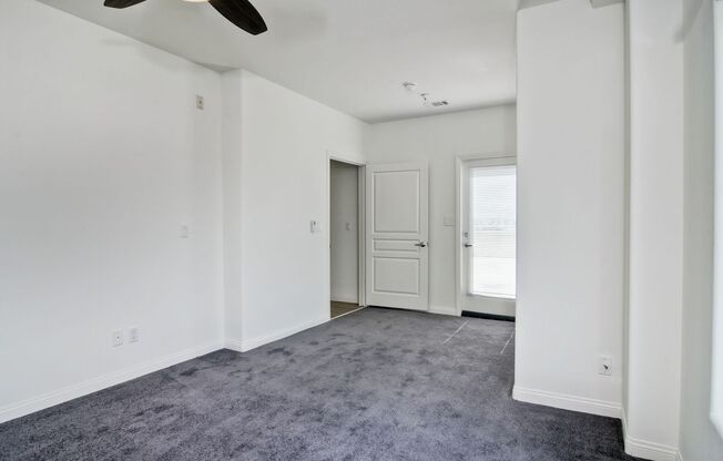1 bed, 1 bath, 977 sqft, $2,695, Unit 108