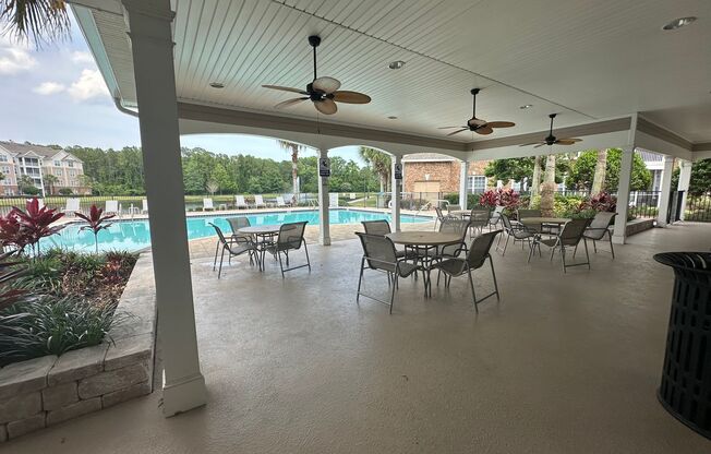 2 beds, 2 baths, $1,800