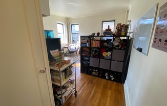 Studio, 1 bath, $3,000, Unit 2B