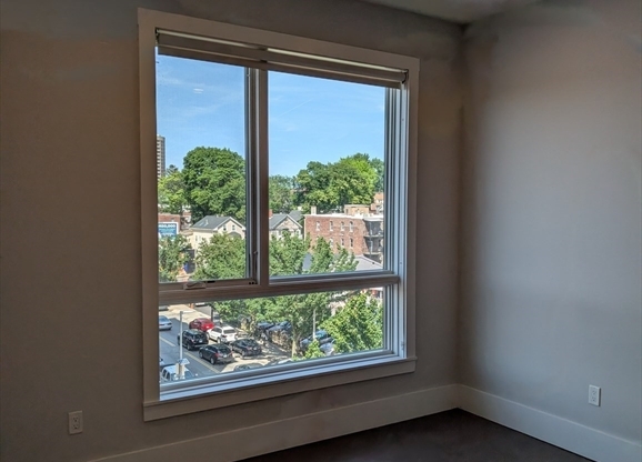 1 bed, 1 bath, 665 sqft, $2,700, Unit PH6