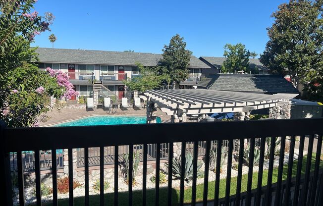 1 bed, 1 bath, 700 sqft, $2,450, Unit K-8
