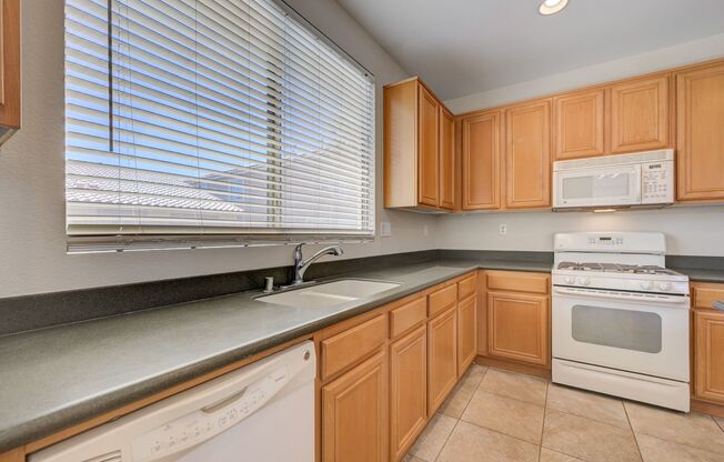 3 beds, 2 baths, $1,795