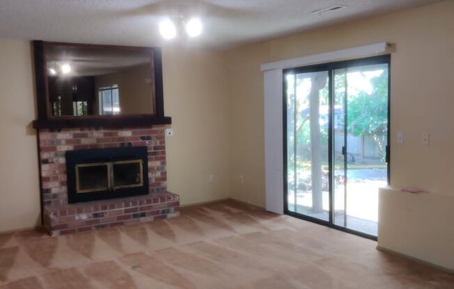 South Cove Commons Gem – Private Beach Access!