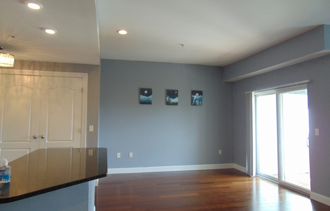 1 bed, 1 bath, 767 sqft, $2,200, Unit 2406