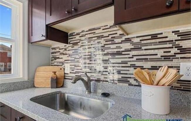 2214 REDTHORN RD