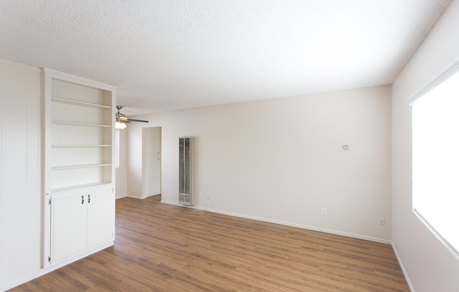 1 bed, 1 bath, $2,195, Unit 05