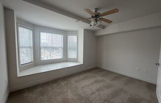 2 beds, 2 baths, 840 sqft, $2,114, Unit 4-0201