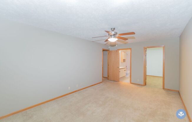 2 beds, 2 baths, 1,292 sqft, $1,599, Unit AL-31